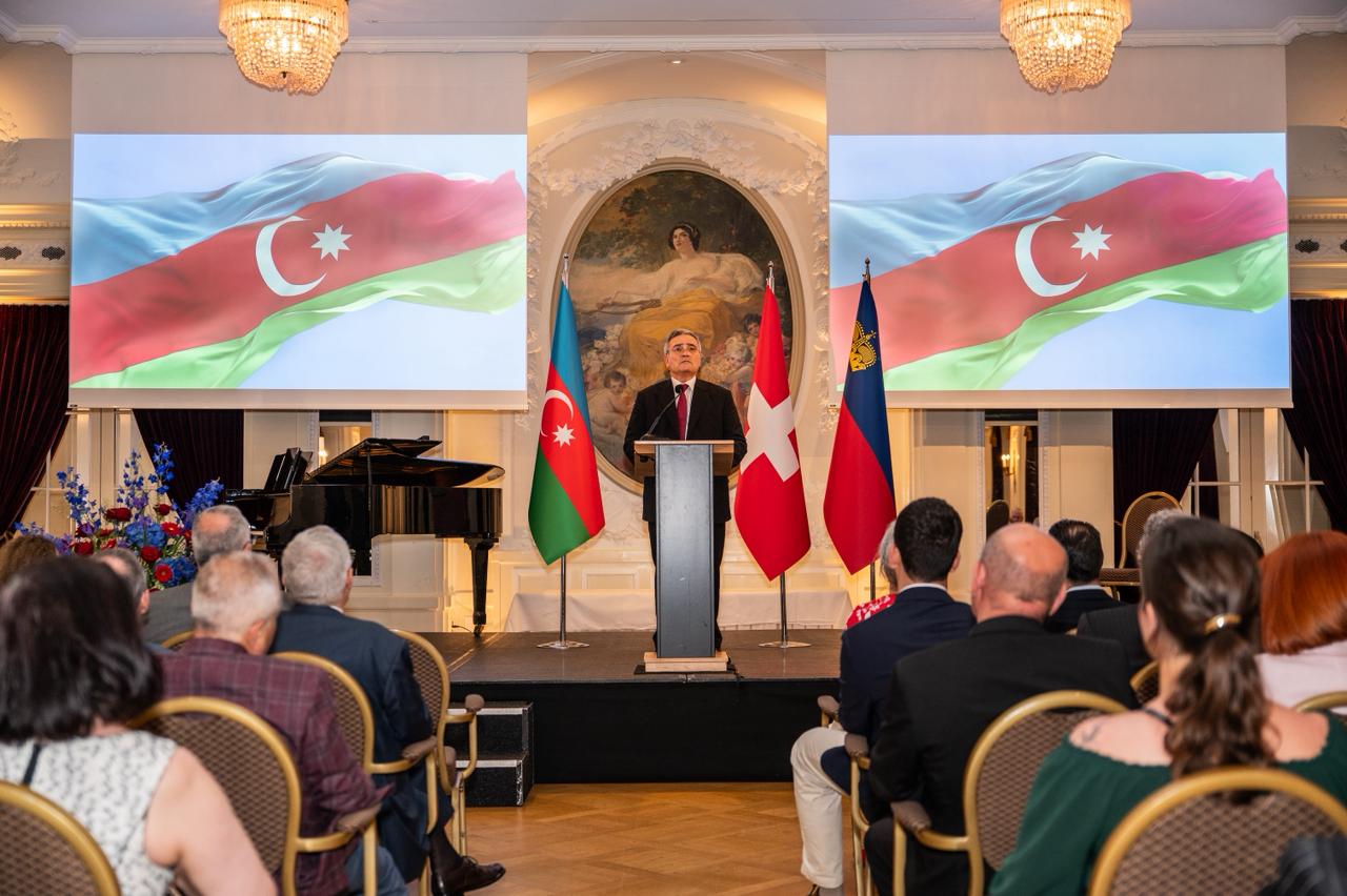 İsveçrə Konfederasiyasında 28 May – Müstəqillik Günü münasibətilə rəsmi qəbul keçirilmişdir Xeber basligi